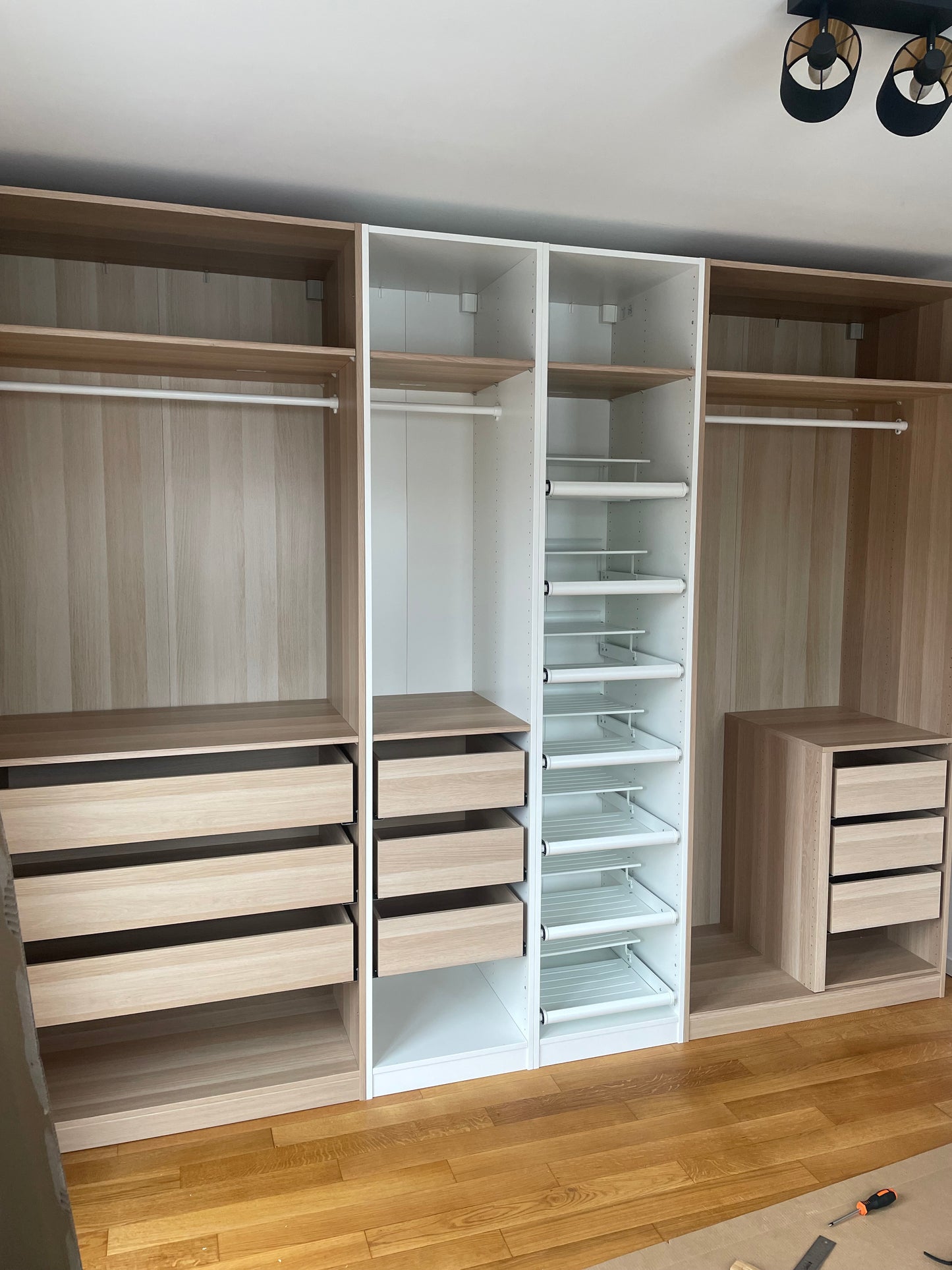 Professioneller Möbelaufbau & Montage – IKEA, Pax, Küchen, Schränke u.v.m
