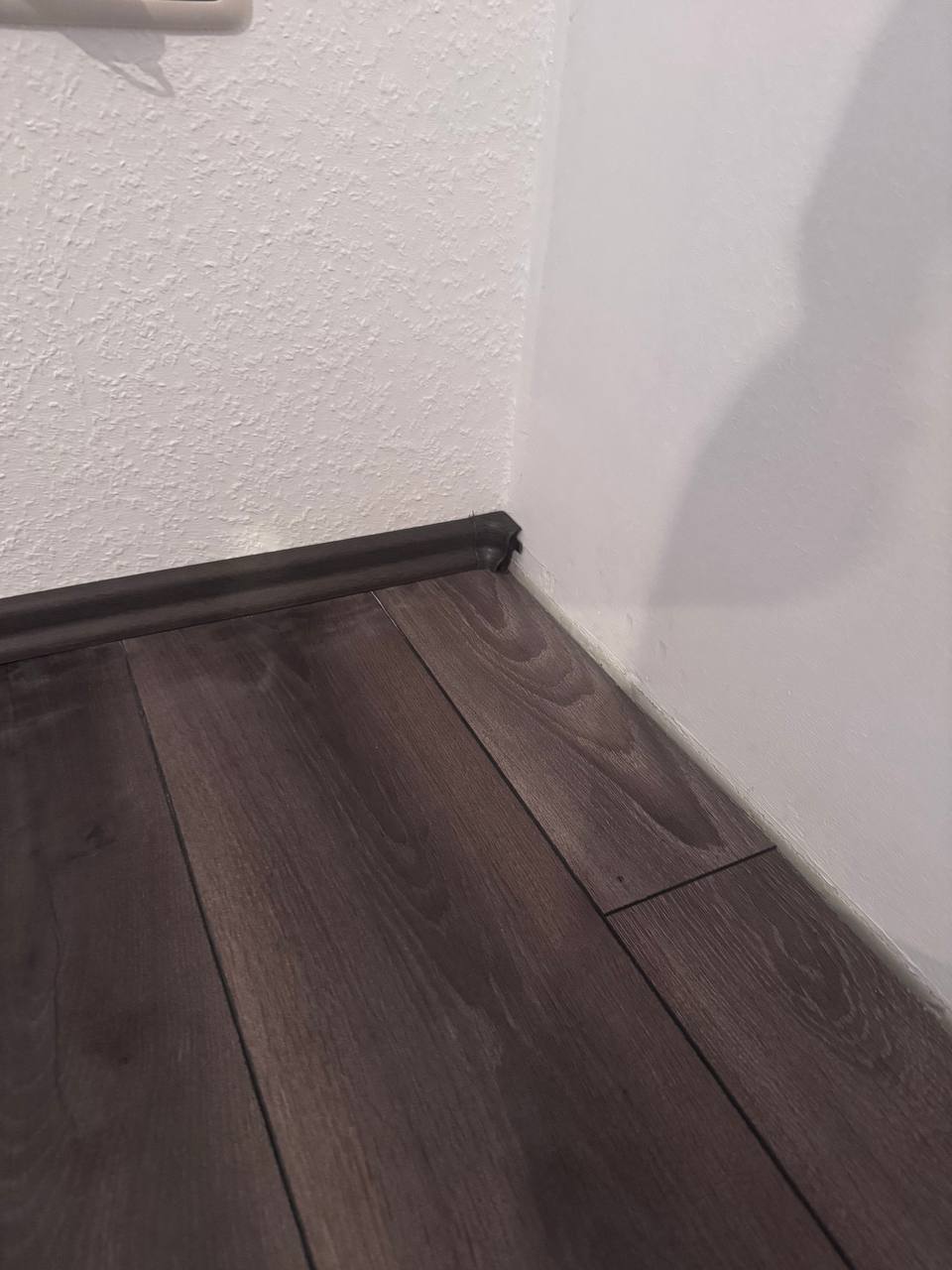 Sockelleistenmontage