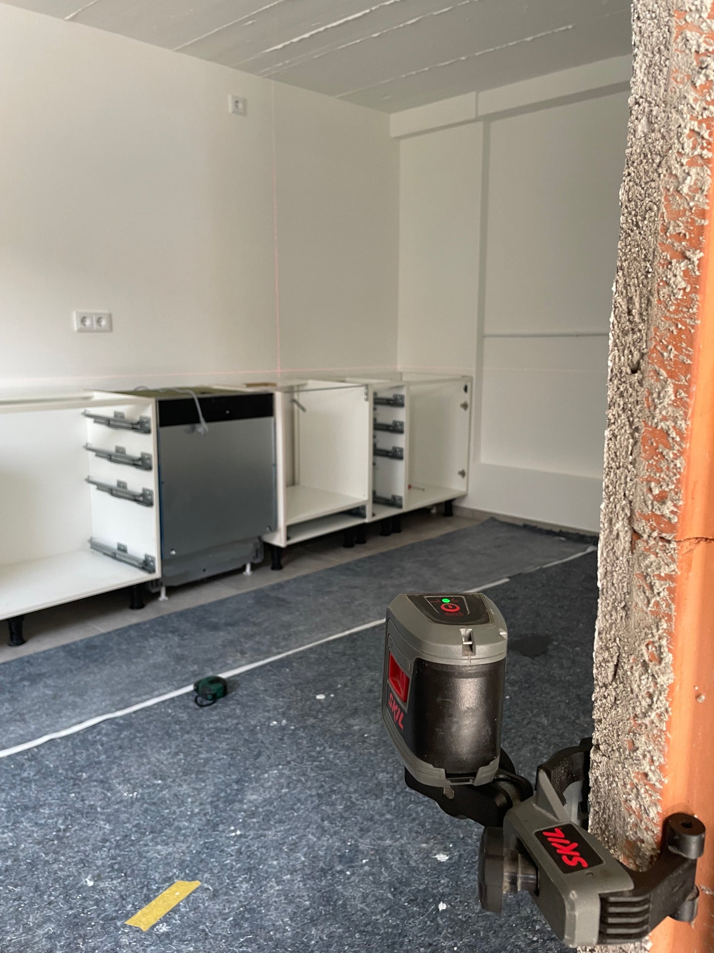 Professioneller Möbelaufbau & Montage – IKEA, Pax, Küchen, Schränke u.v.m