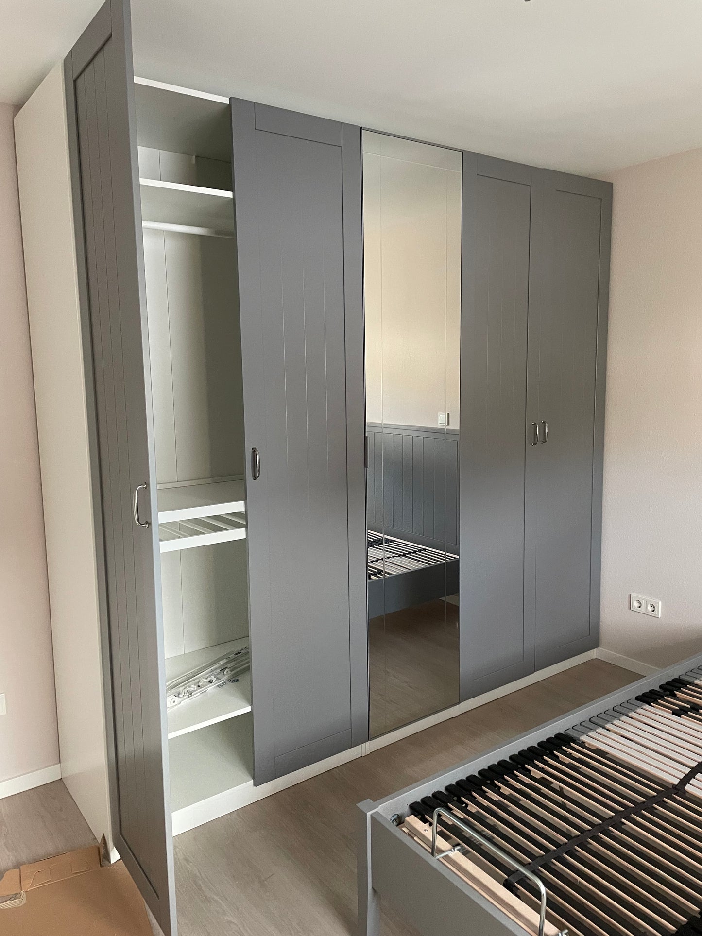 Professioneller Möbelaufbau & Montage – IKEA, Pax, Küchen, Schränke u.v.m