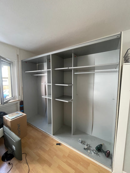 Professioneller Möbelaufbau & Montage – IKEA, Pax, Küchen, Schränke u.v.m