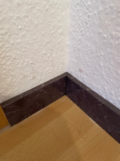 Sockelleistenmontage