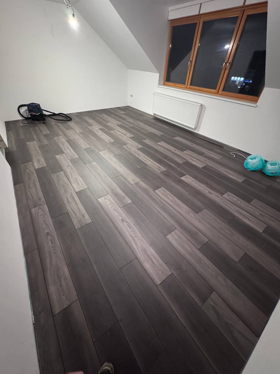 Verlegung von Vinyl- und Laminatböden