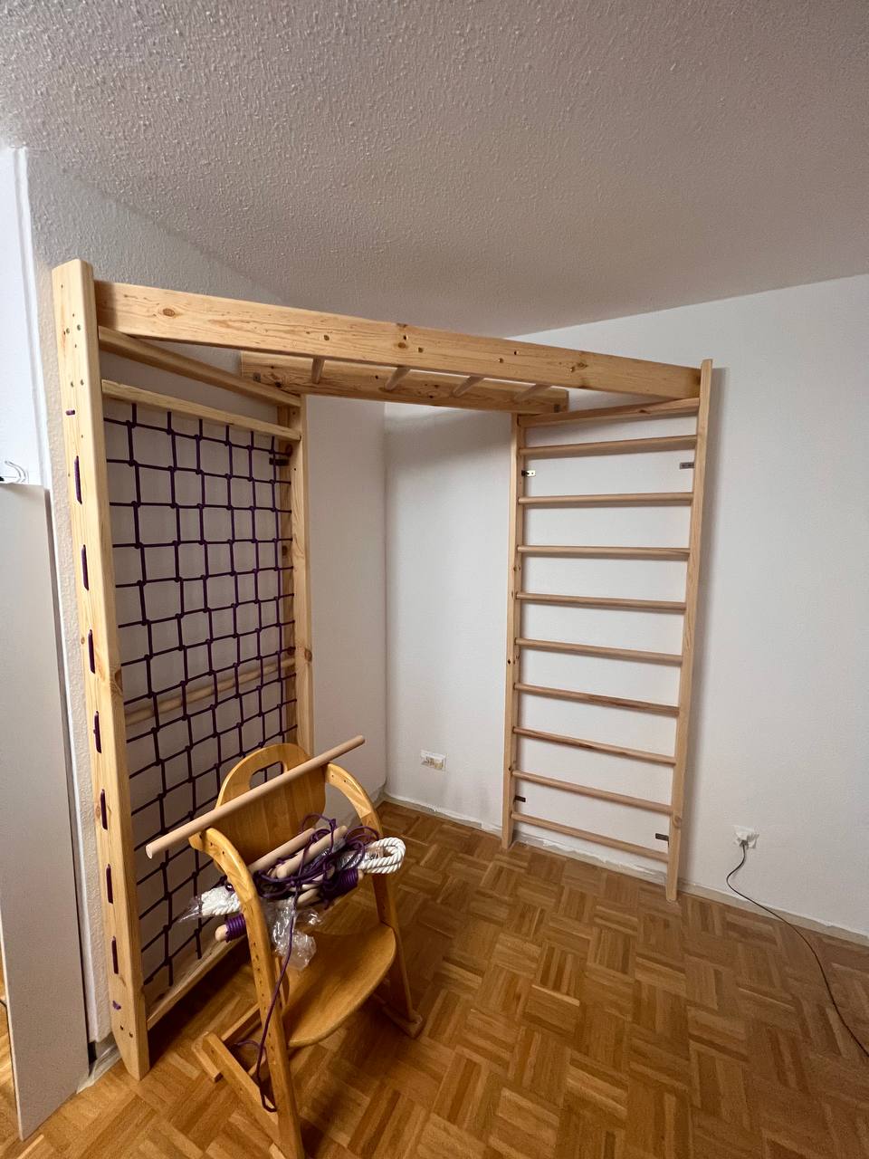 Der Hausmann ist ein Multitalent. (Handwerk)